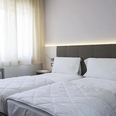 Ariston Hotel 3*