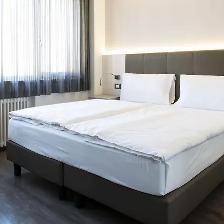 Ariston Hotel